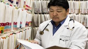 How Using EMR  Can Help the Family Doctor