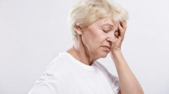 woman migraine