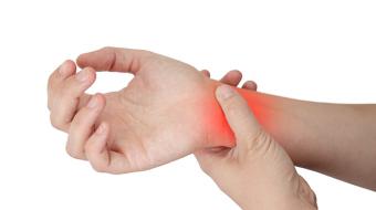Dr. Bert Perey, MD, FRCPC, Orthopedic Surgeon, discusses carpal tunnel syndrome symptoms and treatment including physiotherapy, bracing and surgical options.
